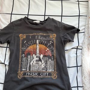 Altr’d state graphic “Nashville” tee!